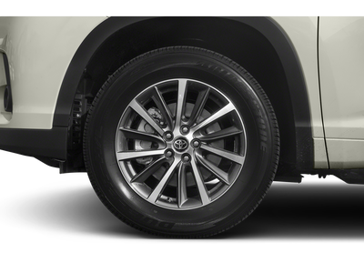 2019 Toyota Highlander XLE Sport Utility 4D