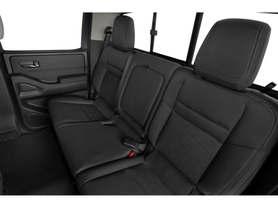 2023 Nissan Frontier Crew Cab SV (2023.25) Pickup 4D 5 ft