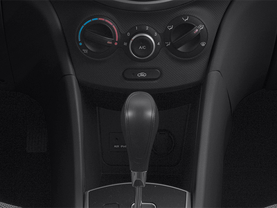 2013 Hyundai Accent SE Hatchback 4D