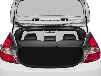 2013 Hyundai Accent SE Hatchback 4D