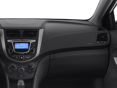 2013 Hyundai Accent SE Hatchback 4D