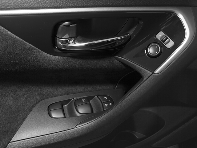 2014 Nissan Altima 2.5 S Sedan 4D