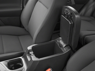 2018 Toyota RAV4 LE Sport Utility 4D