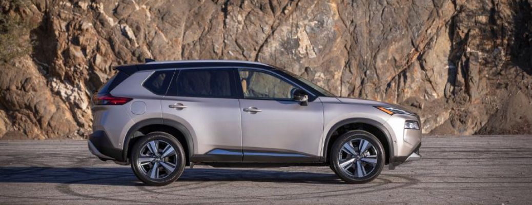 Side View of the 2022 Nissan Rogue