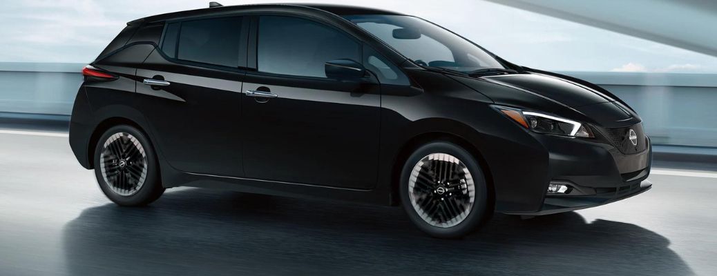 Front-quarter view of the 2023 Nissan LEAF Black