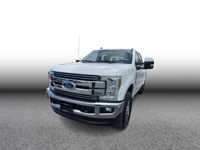 2019 Ford F250 Super Duty Crew Cab Lariat Pickup 4D 6 3/4 ft