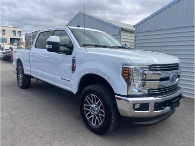 2019 Ford F250 Super Duty Crew Cab Lariat Pickup 4D 6 3/4 ft
