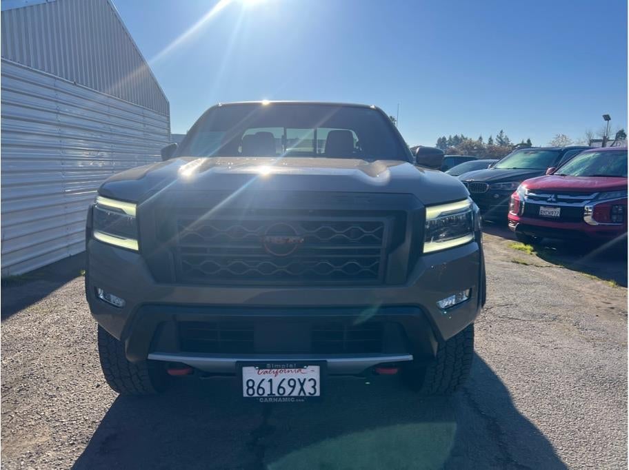 2023 Nissan Frontier Crew Cab PRO-4X Pickup 4D 5 ft