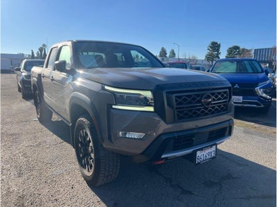 2023 Nissan Frontier Crew Cab PRO-4X Pickup 4D 5 ft