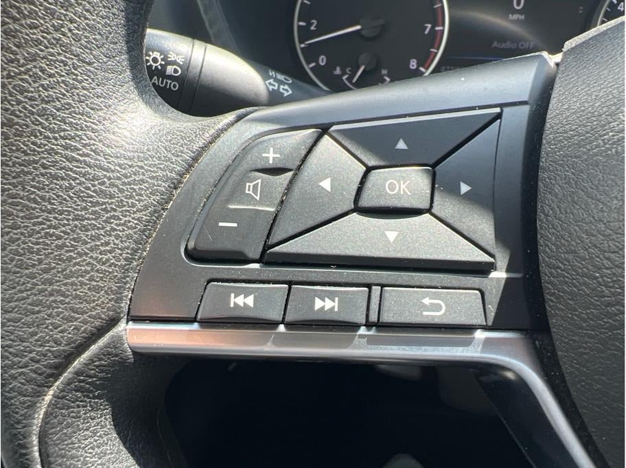 2024 Nissan Sentra SV Sedan 4D