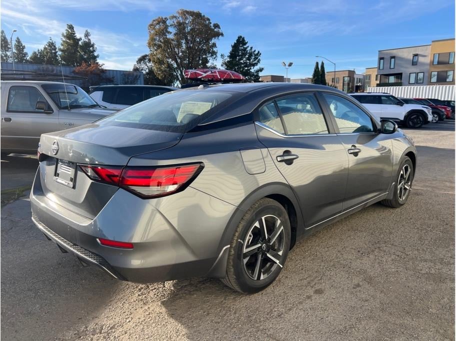 2025 Nissan Sentra SV Sedan 4D
