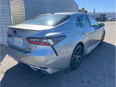 2024 Toyota Camry SE Sedan 4D