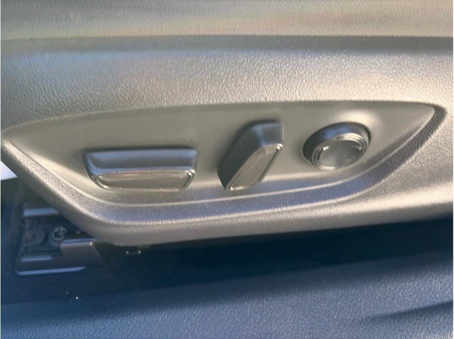 2021 Toyota Camry LE Sedan 4D