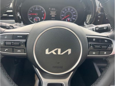 2024 Kia K5 GT-Line Sedan 4D