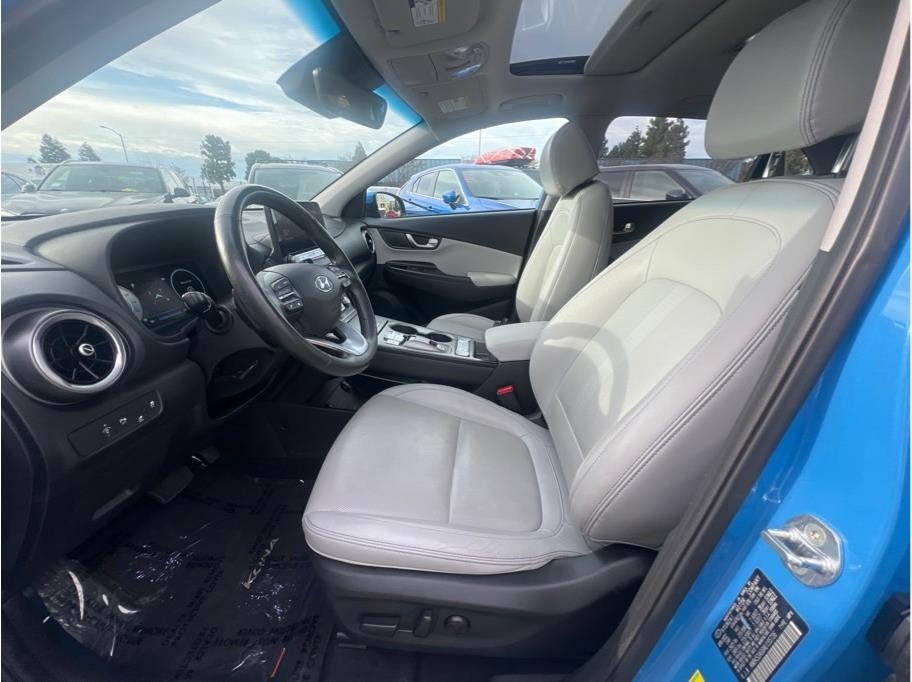 2022 Hyundai Kona Electric Limited Sport Utility 4D