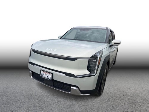 2024 Kia EV9 Light Long Range Sport Utility 4D