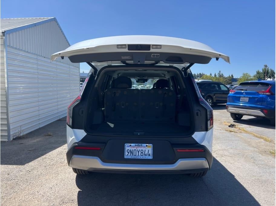 2024 Kia EV9 Light Long Range Sport Utility 4D