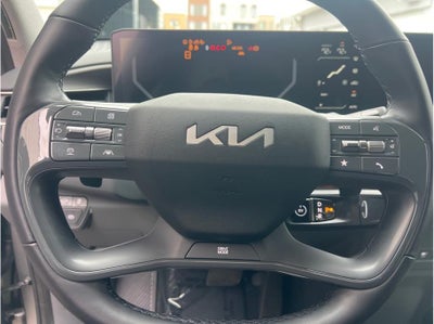 2024 Kia EV9 Light Long Range Sport Utility 4D