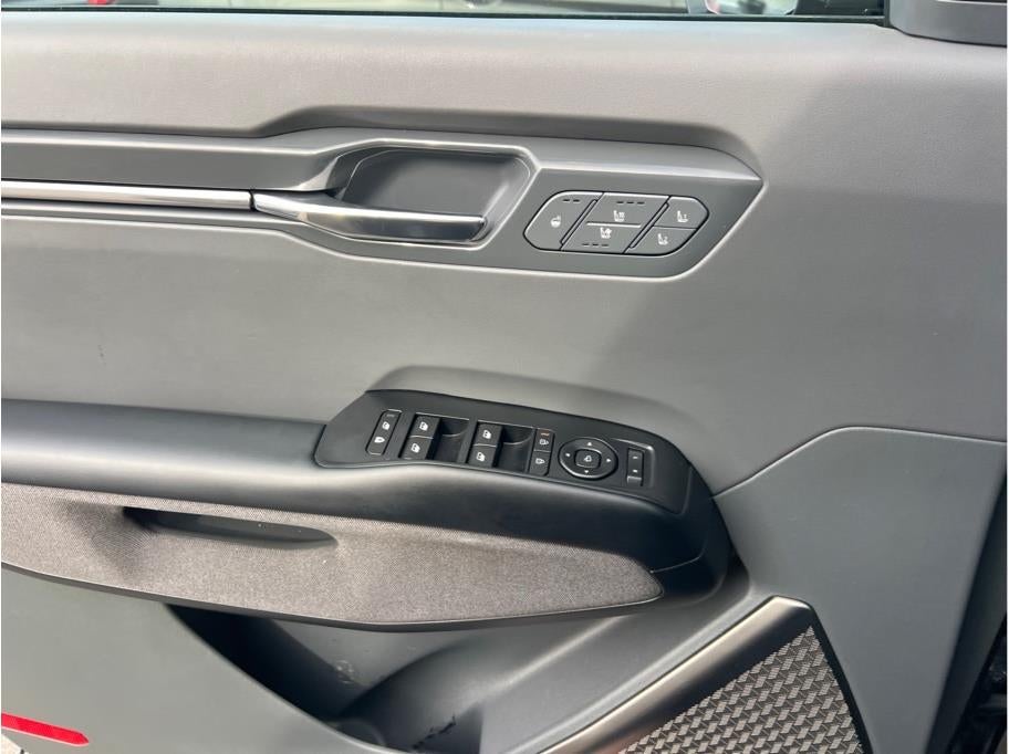 2024 Kia EV9 Land Sport Utility 4D