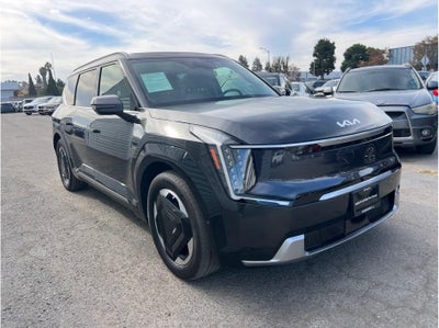 2024 Kia EV9 Land Sport Utility 4D