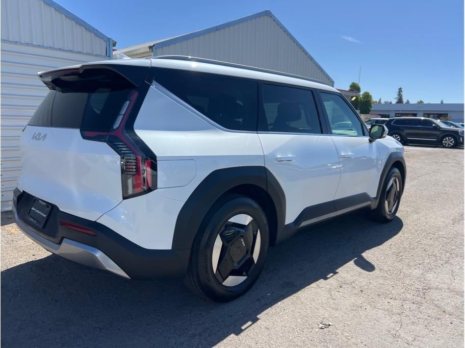 2024 Kia EV9 Wind Sport Utility 4D