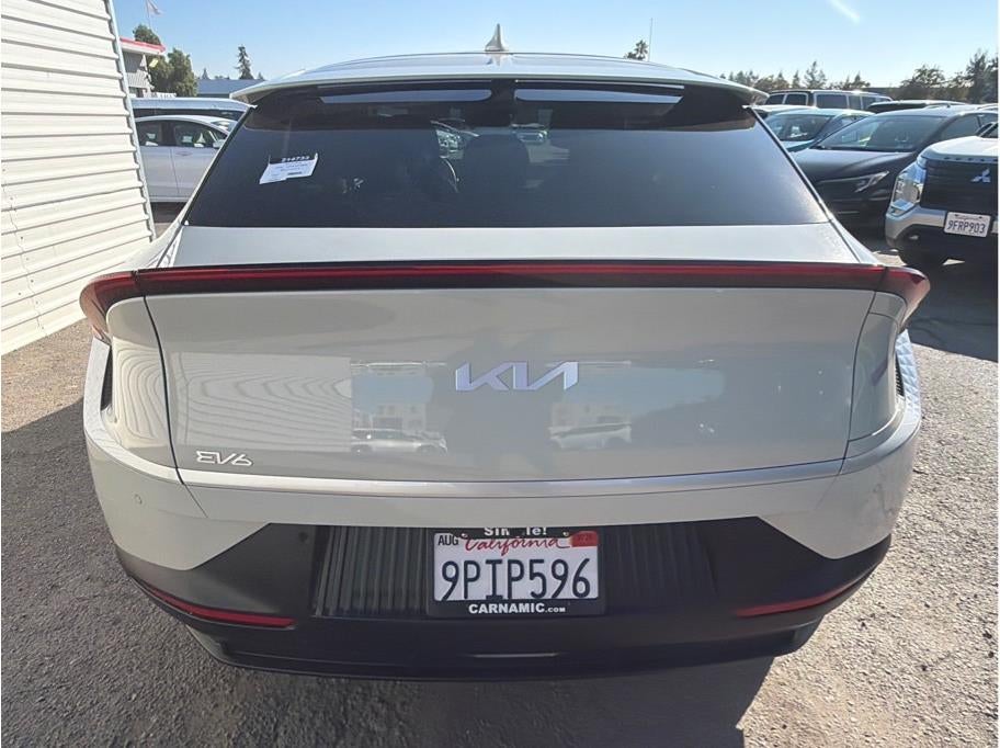 2024 Kia EV6 Light Long Range Sport Utility 4D