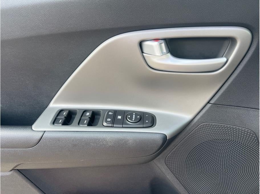 2019 Kia Niro LX Wagon 4D