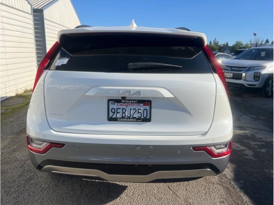 2023 Kia Niro EV Wave Wagon 4D