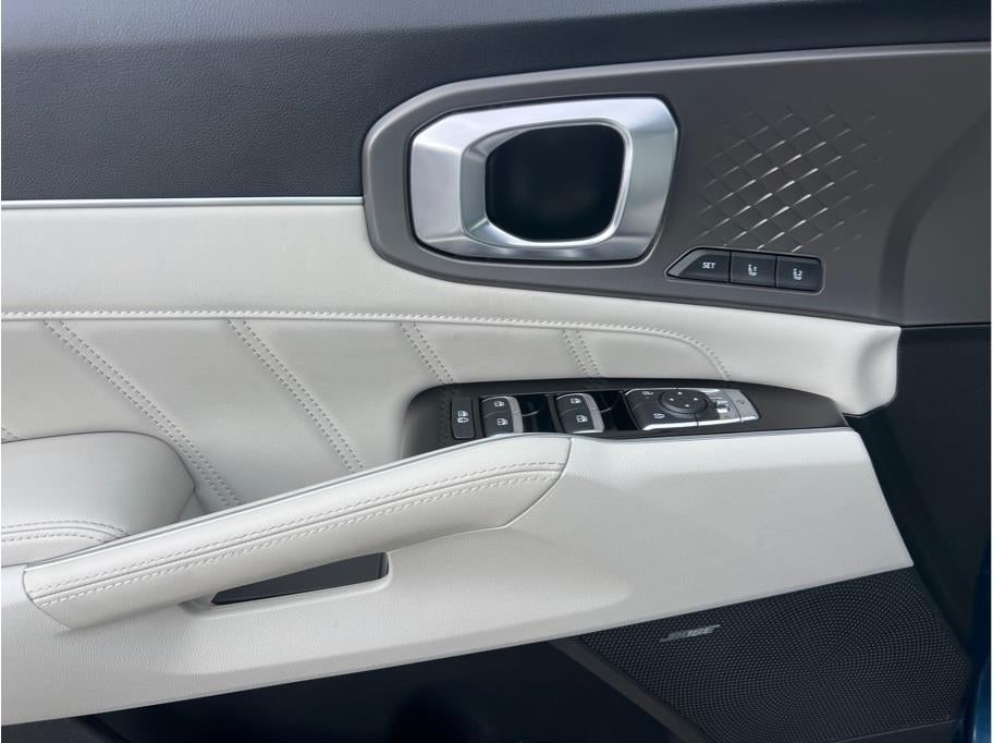 2025 Kia Sorento Hybrid X-L SX-Prestige