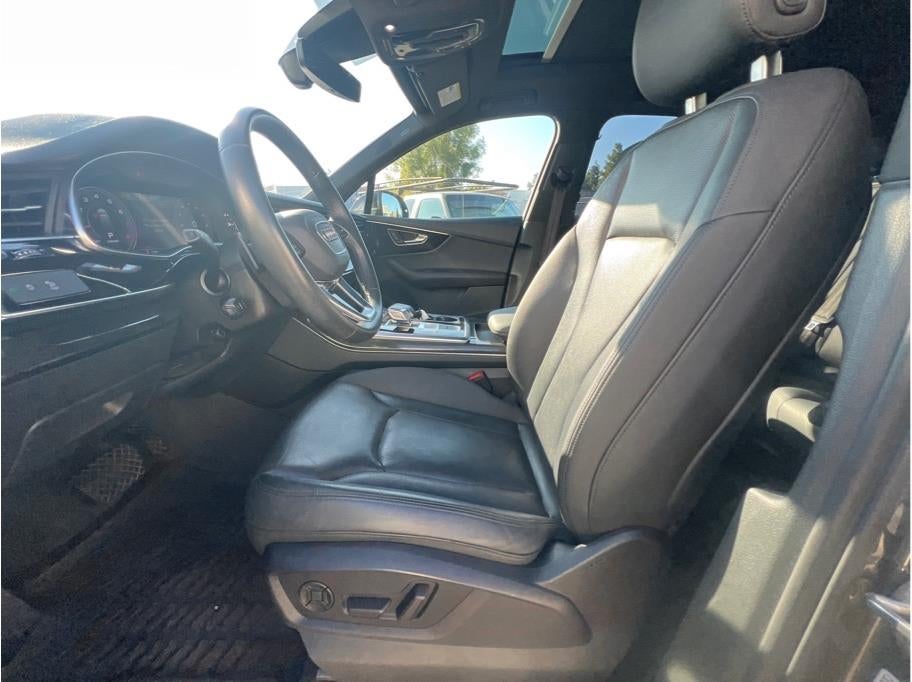 2021 Audi Q7 45 TFSI Premium Plus Sport Utility 4D