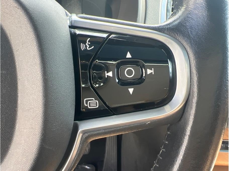 2018 Volvo XC90 T8 Inscription Sport Utility 4D