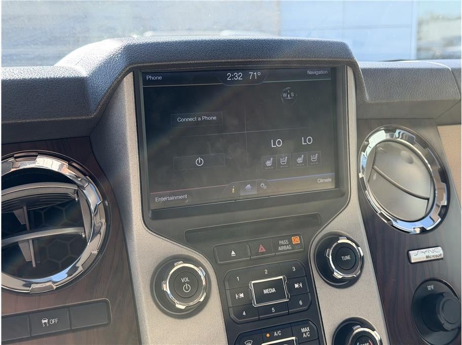 2013 Ford F350 Super Duty Super Cab Lariat Pickup 4D 8 ft