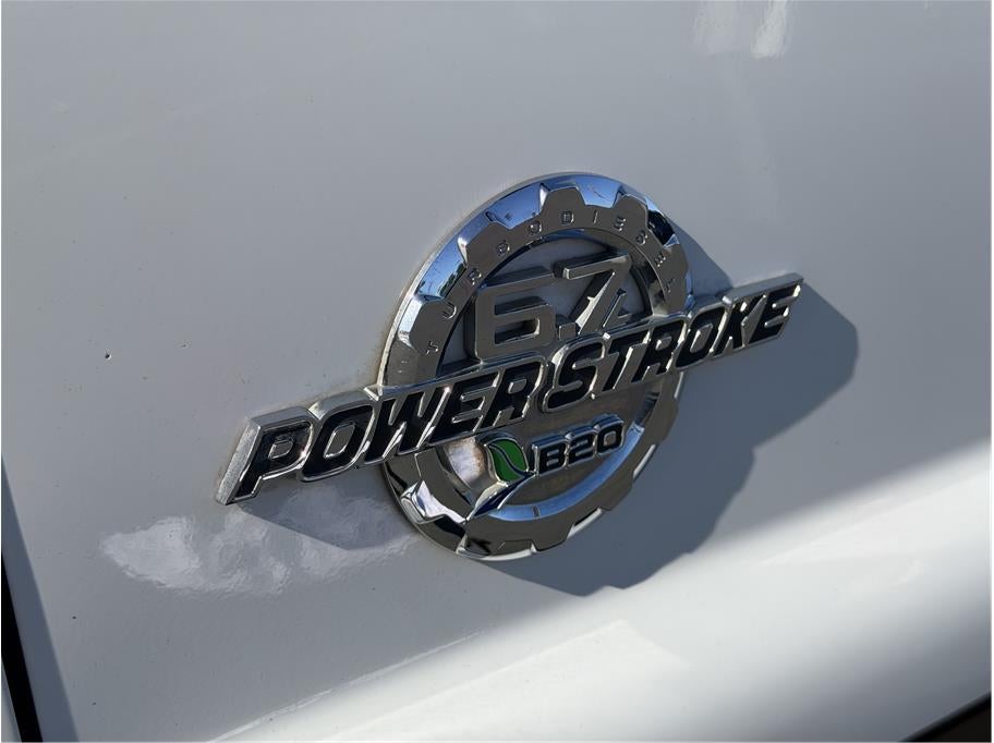 2013 Ford F350 Super Duty Super Cab Lariat Pickup 4D 8 ft