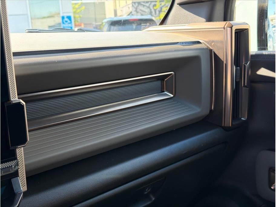 2025 GMC HUMMER EV SUV 2X Sport Utility 4D