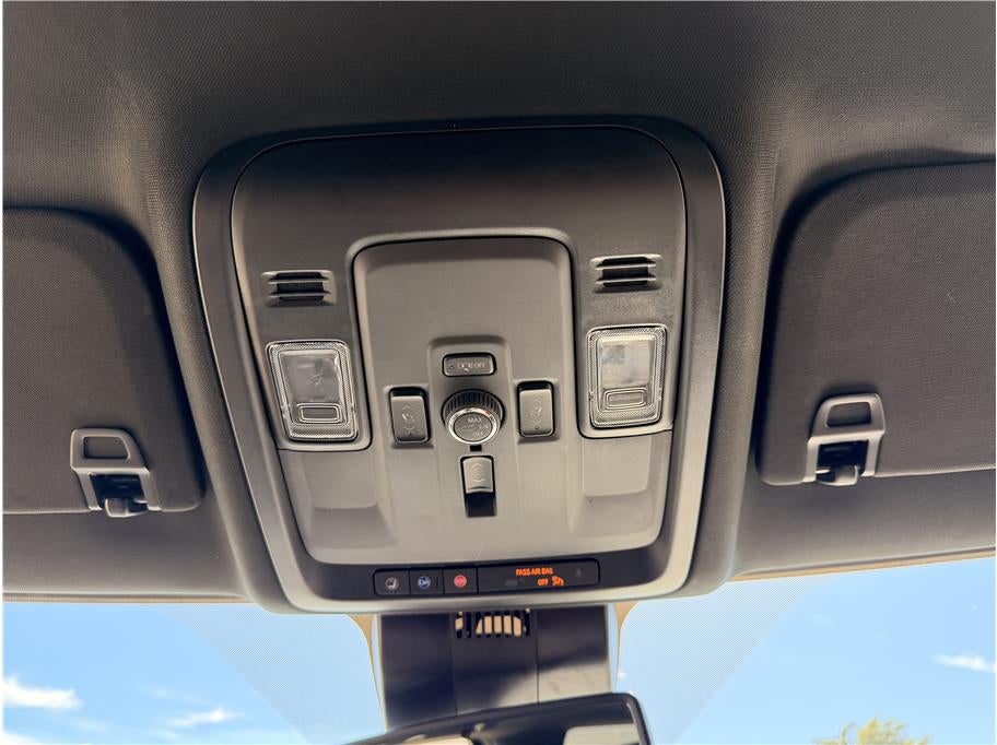2025 GMC Yukon XL Denali Sport Utility 4D