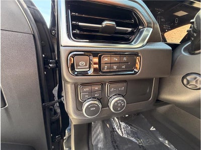 2025 GMC Yukon XL Denali Sport Utility 4D