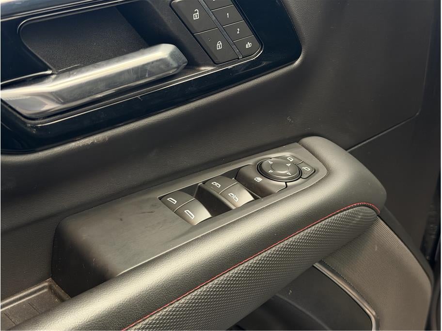 2025 Chevrolet Suburban RST Sport Utility 4D