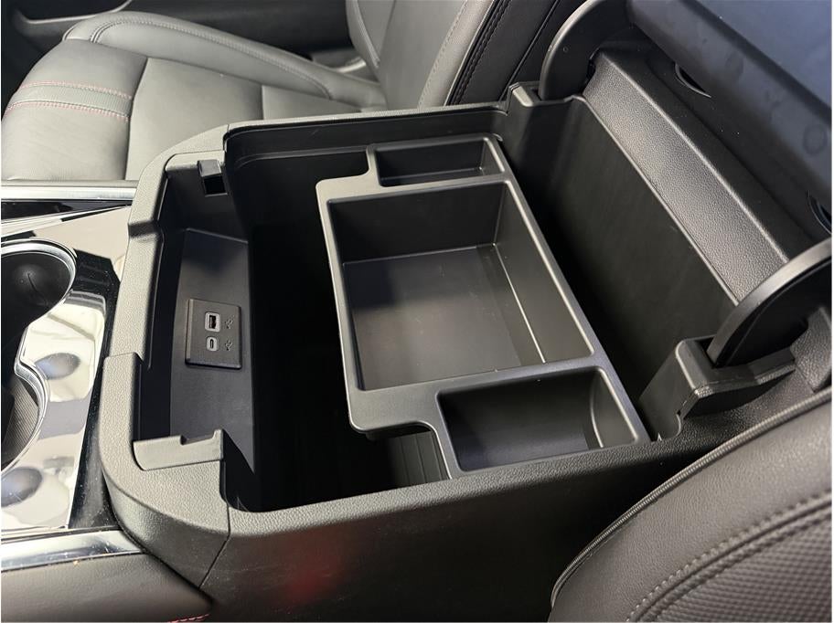 2025 Chevrolet Suburban RST Sport Utility 4D