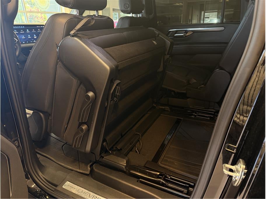 2025 Chevrolet Suburban RST Sport Utility 4D