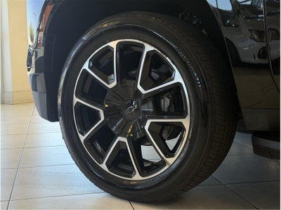 2025 Chevrolet Suburban RST Sport Utility 4D