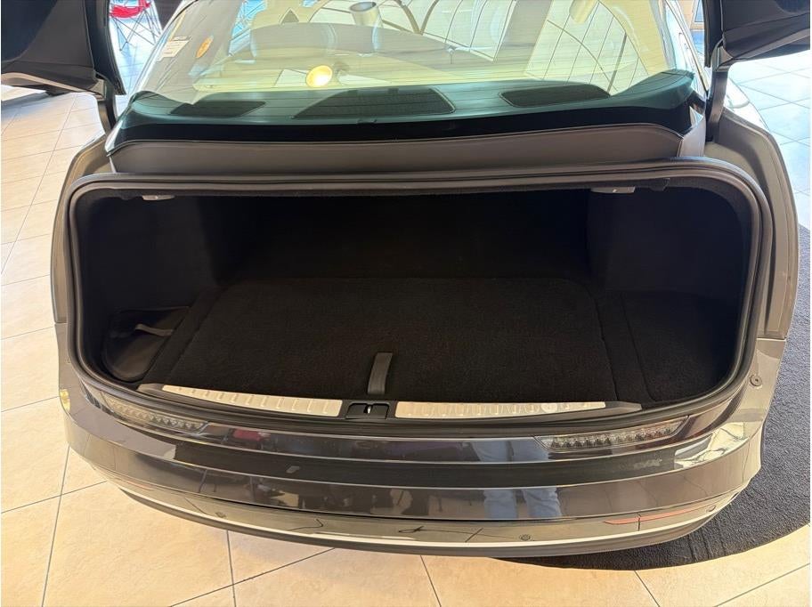 2023 LUCID Air Touring Sedan 4D