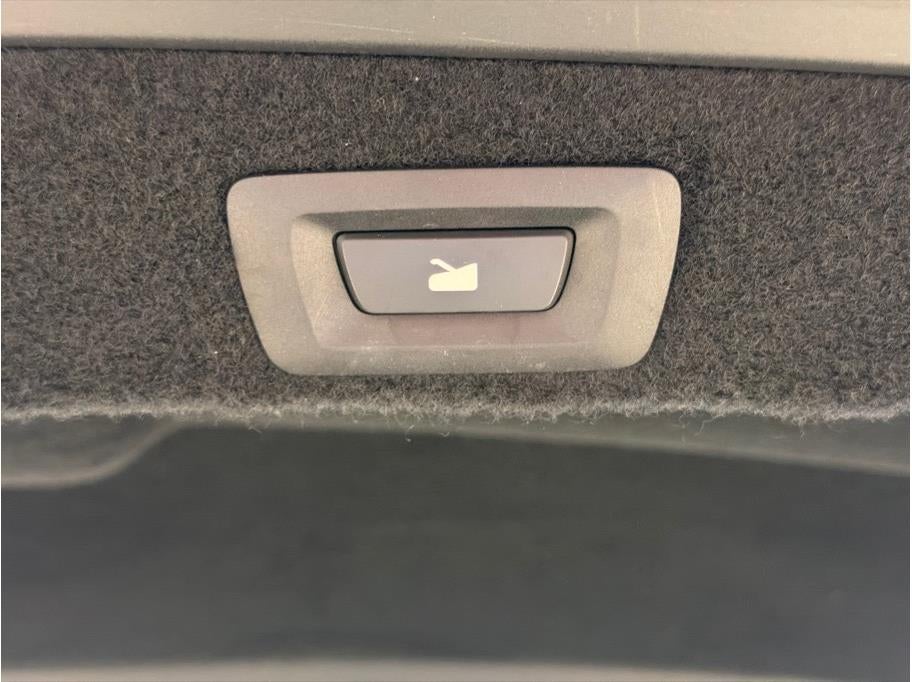 2023 LUCID Air Touring Sedan 4D