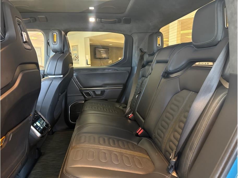 2022 Rivian R1T Launch Edition Pickup 4D 4 1/2 ft