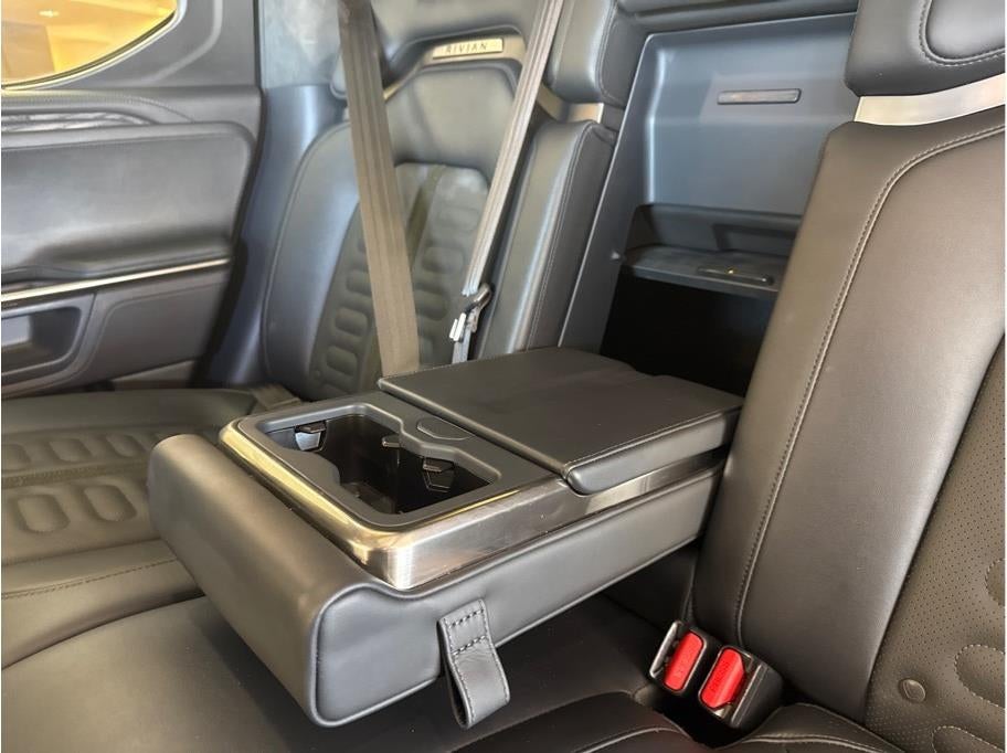 2022 Rivian R1T Launch Edition Pickup 4D 4 1/2 ft