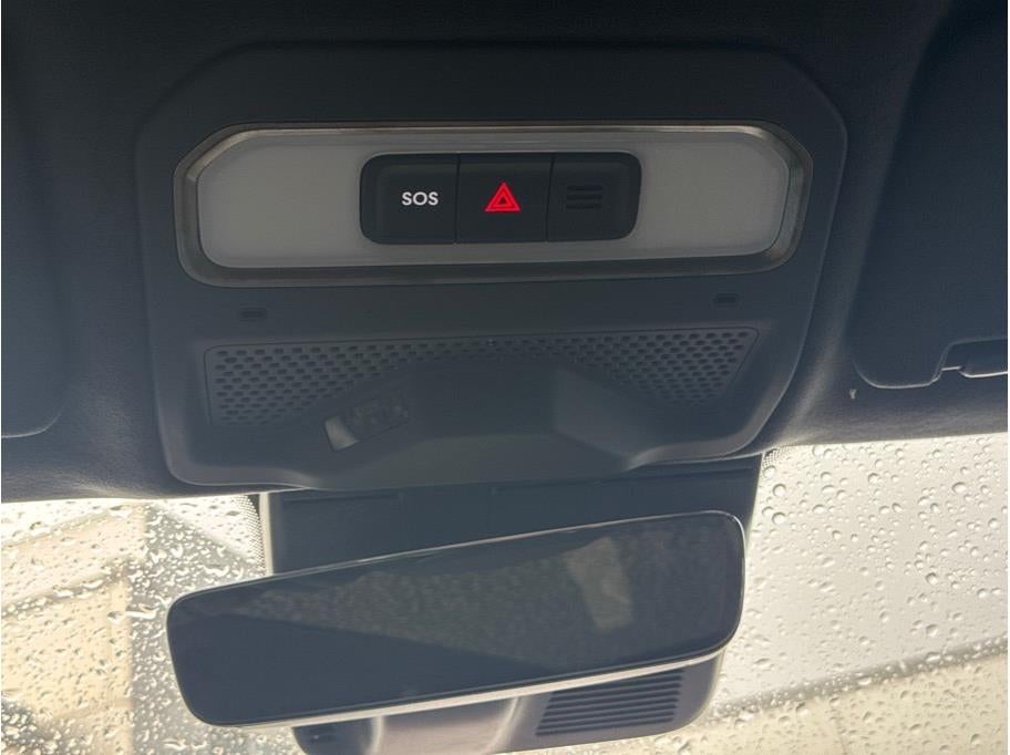 2022 Rivian R1S Launch Edition Sport Utility 4D