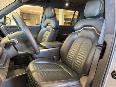 2024 Rivian R1S Dual Large Sport Utility 4D