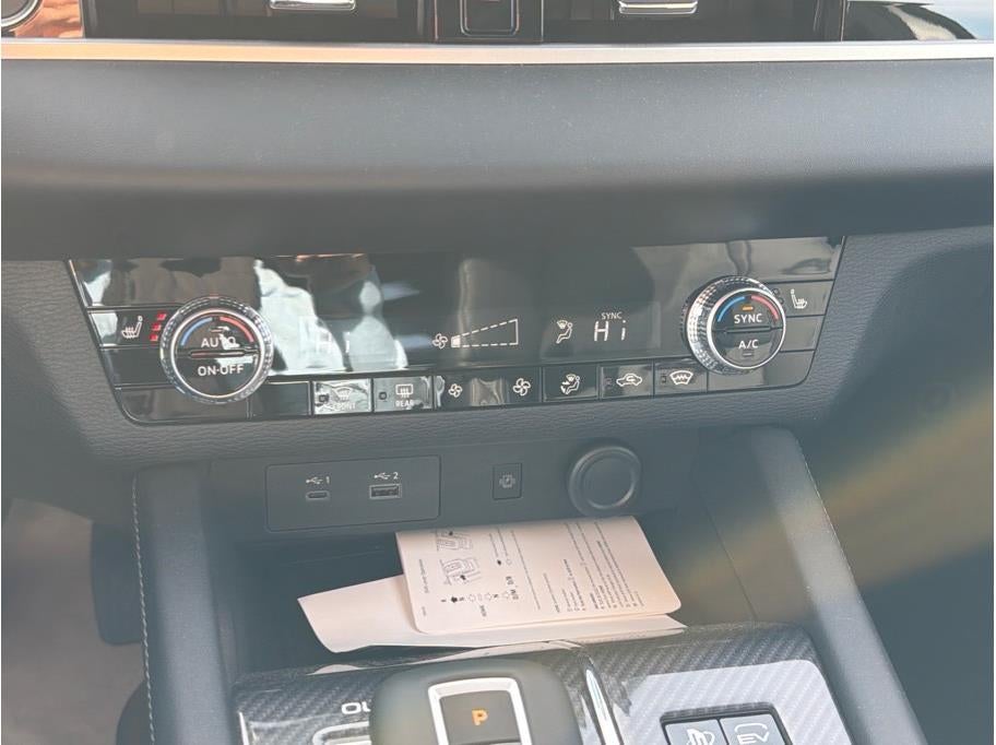 2025 Mitsubishi Outlander PHEV SE Sport Utility 4D