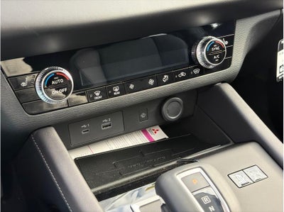 2025 Mitsubishi Outlander PHEV SE Tech Package