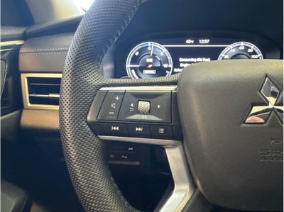 2023 Mitsubishi Outlander PHEV SEL Sport Utility 4D