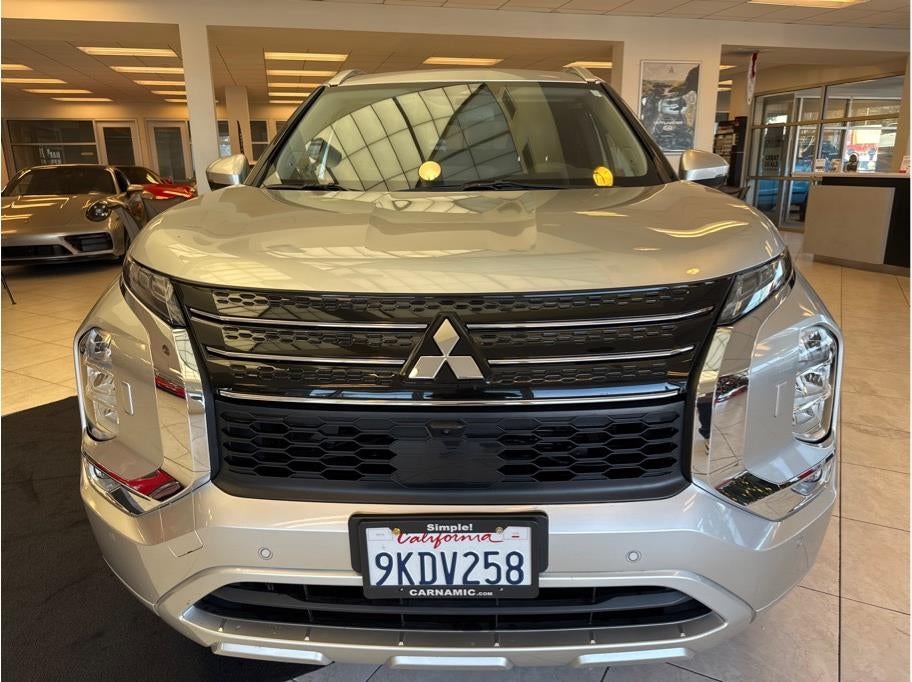 2023 Mitsubishi Outlander PHEV SEL Sport Utility 4D